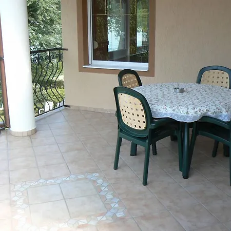 Lomb Apartman Balatonlelle