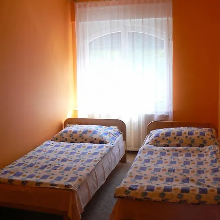 Lomb Apartman Balatonlelle