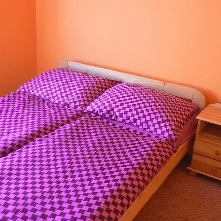 Apartment Lomb Apartman